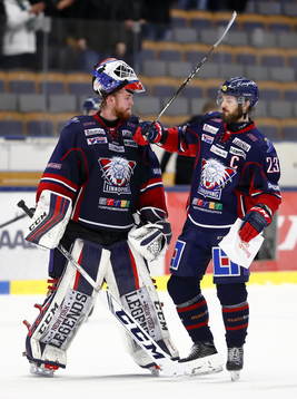 Linköpings målvakt Marcus Högberg och Niklas Persson