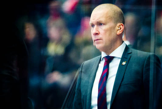 Luleås huvudtränare Stefan Nilsson deppar