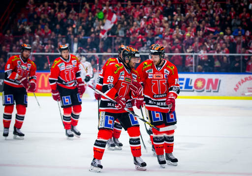 Örebros Johan Wiklander gör 1-0 och jublar