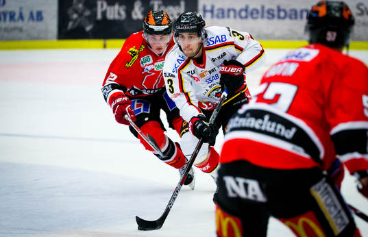 Luleås Daine Todd och Örebros Glenn Gustafsson