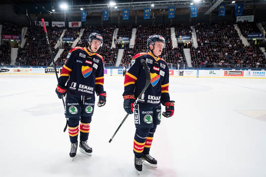 Djurgårdens Marcus Högström och Emil Johansson deppar