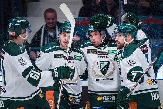 Färjestads spelare jublar