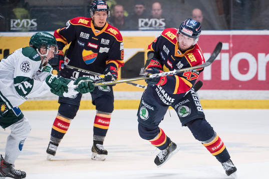 Färjestads Rasmus Asplund och Djurgårdens Linus Johansson