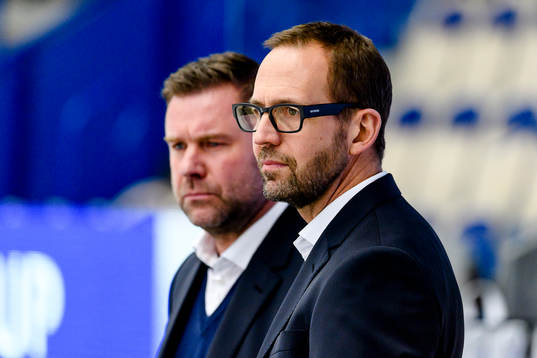 Rögles assisterande tränare Roger Hansson och tränare