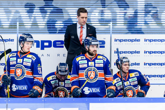 Växjös tränare Sam Hallam