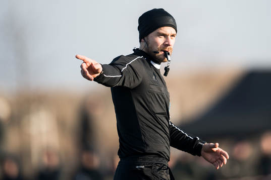 Domare Kristoffer Karlsson