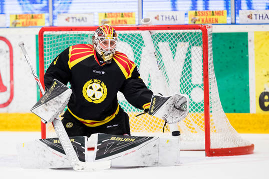 Brynäs målvakt Felix Sandström