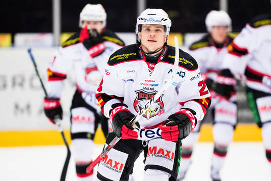 Malmö Redhawks Christoffer Forsberg jublar