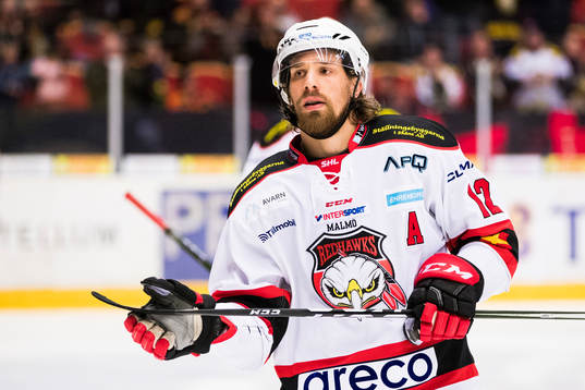 Malmö Redhawks Andreas Thuresson ser deppig ut