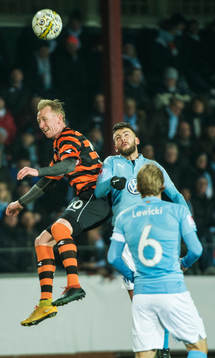 Malmö FFs Erdal Rakip och Oscar Lewicki mot Helsingørs