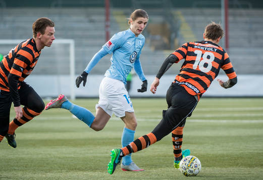 Malmö FFs Pawel Cibicki mot Helsingørs Morten Bertolt