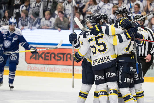 s Andreas Borgman och Erik Brännström jublar