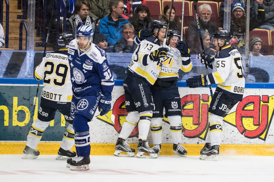 s Pär Arlbrandt jublar