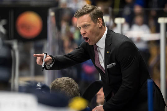 assisterande tränare Nicklas Rahm  i ishockeymatchen i SHL