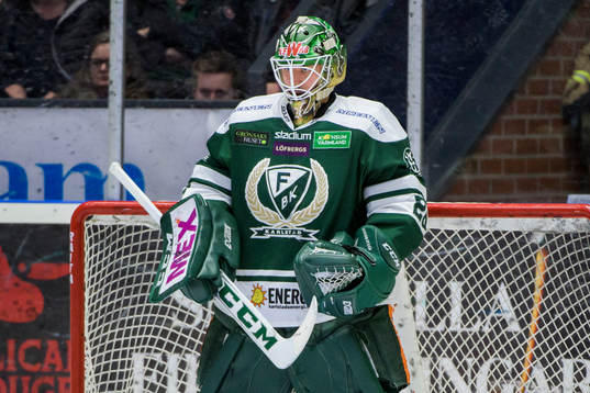 Färjestads målvakt Stefan Steen blev inbytt i