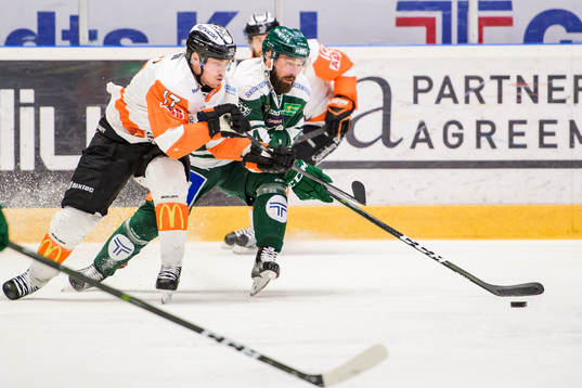 Karlskronas Joel Kellman och Färjestads Milan Gulas