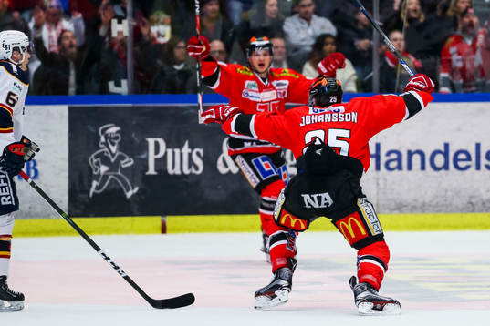 Örebros Martin Johansson jublar