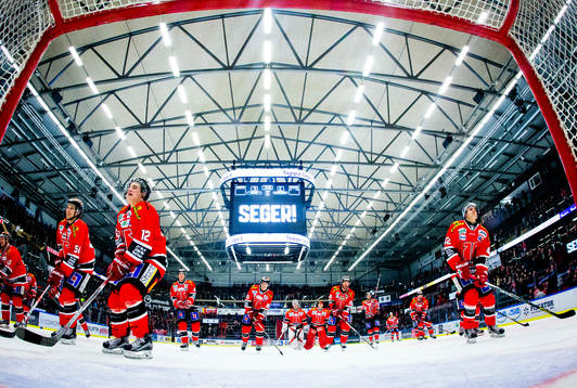 Örebrosspelarna Glenn Gustafsson, Joel Mustonen och Kalle