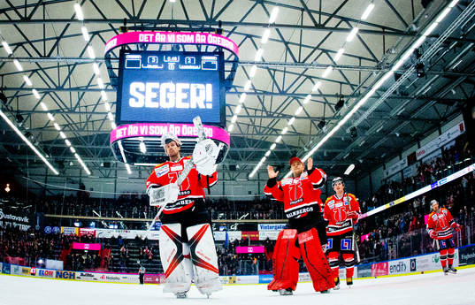 Örebros målvakt Axel Brage och målvakt Julius Hudacek