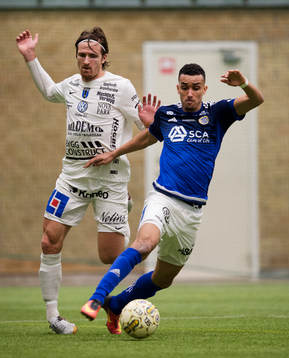 Sirius Jesper Arvidsson vrickar foten