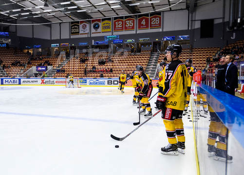 Luleås Andreas Falk på uppvärmningen