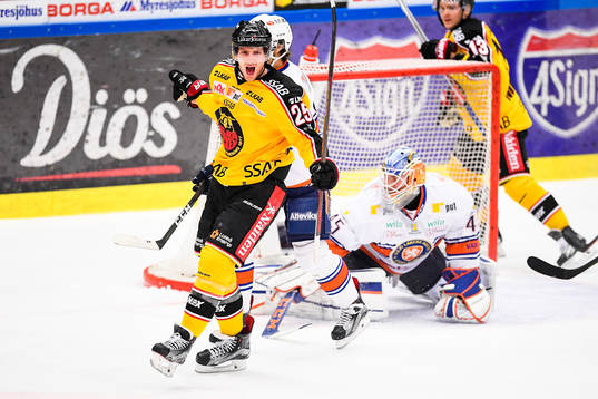 Luleås Anton Hedman jublar