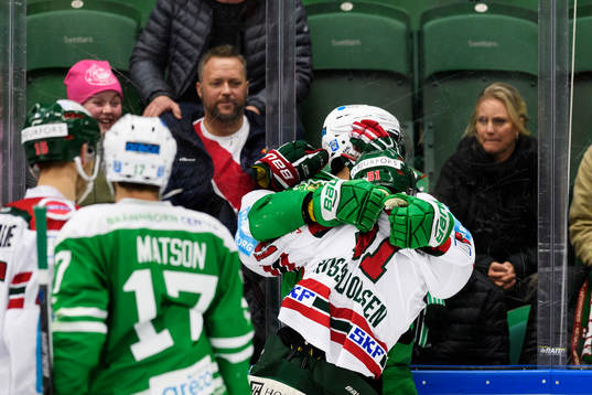 Rögles Kevin Marshall och Frölundas Victor Olofsson