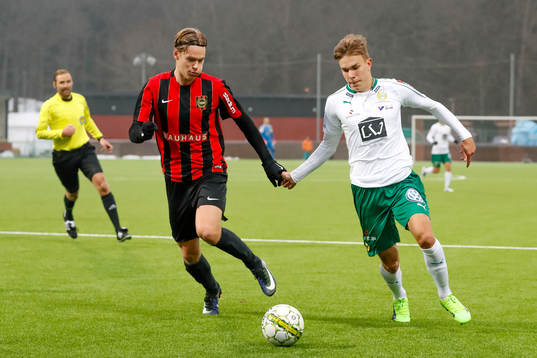 Brommapojkarnas Felix Beijmo och Hammarbys Dusan Jajic