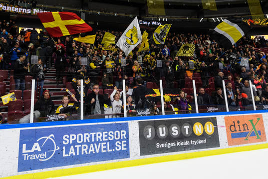 Panterns supporters jublar