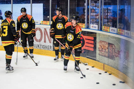 Brynäs Samuel Asklöf före ishockeymatchen i SHL mellan