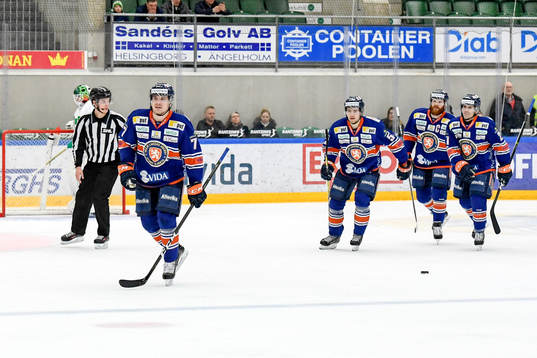 Växjös Pontus Netterberg jublar