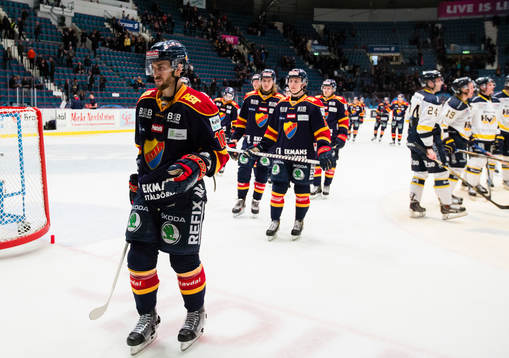 Djurgårdens Jeff Tambellini ser deppig ut