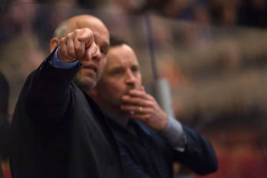 Brynäs ssisterande tränare Tommy Sjödin och tränare