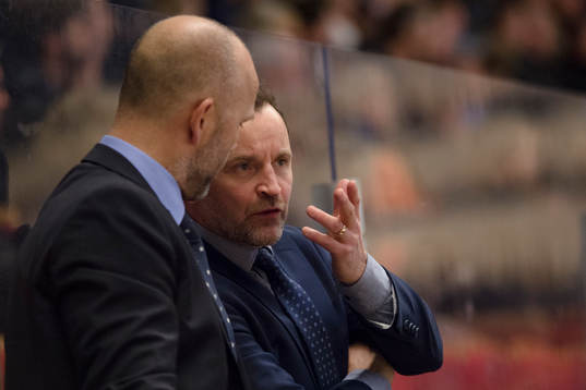 Brynäs ssisterande tränare Tommy Sjödin och tränare