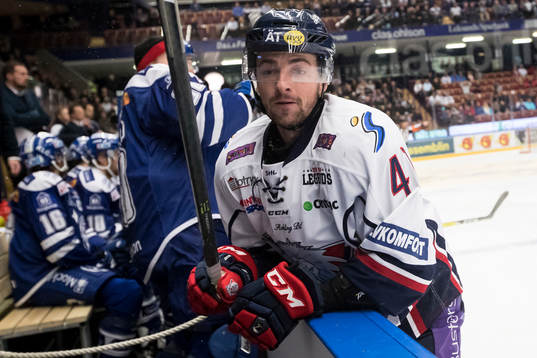 Linköpings Broc Little  i ishockeymatchen i SHL mellan