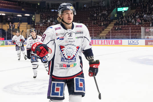 Linköpings Jacob Lilja jublar