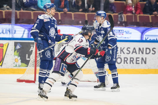 Linköpings Sebastian Karlsson jublar