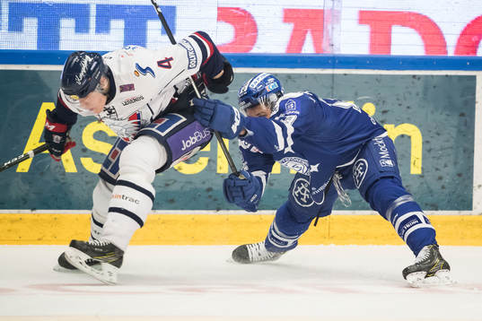 Leksands Jon Knuts och Linköpings Niclas Lundgren  i