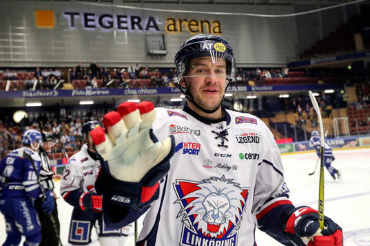 Linköpings Niclas Bergfors jublar