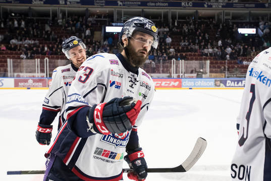 Linköpings Niklas Persson jublar