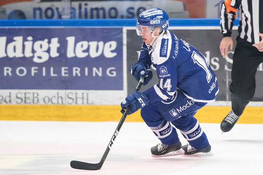 Leksands Oskar Lang  i ishockeymatchen i SHL mellan Leksand