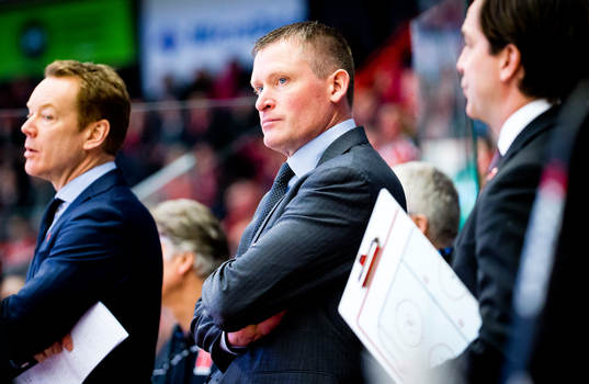 Örebros tränare Niklas Sundblad deppar