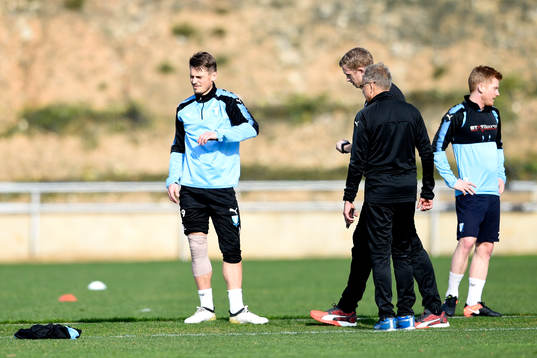 Malmö FFs Markus Rosenberg med lindat ben