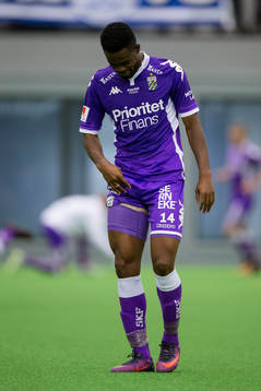 IFK Göteborgs Abdul Razak tvingas byta