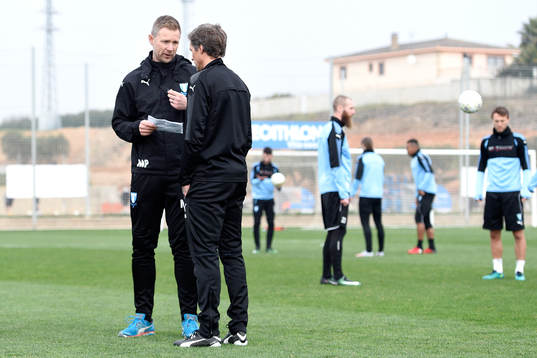 Malmö FFs tränare Magnus Pehrsson på en träning