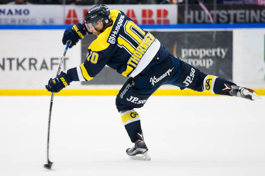 s Martin Thörnberg skjuter