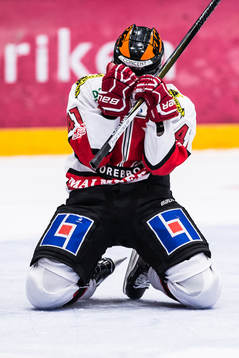 Örebros Joel Mustonen jublar