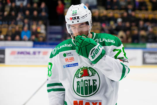 Rögles Cade Fairchild deppar