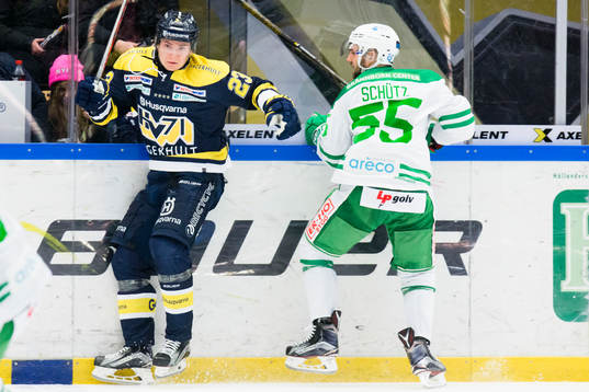 s Lias Andersson mot Rögles Felix Schütz