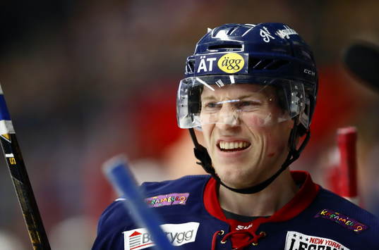 Linköpings Mathis Olimb reagerar